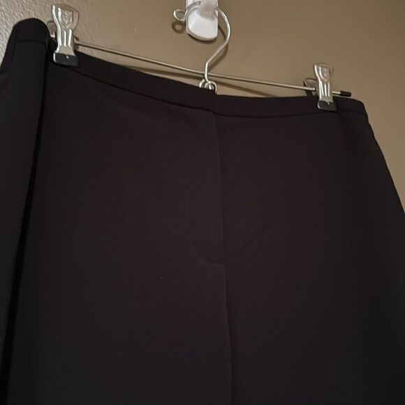 Tahari Black Cropped Pants Size O Slacks Sleek Look - Picture 2 of 7